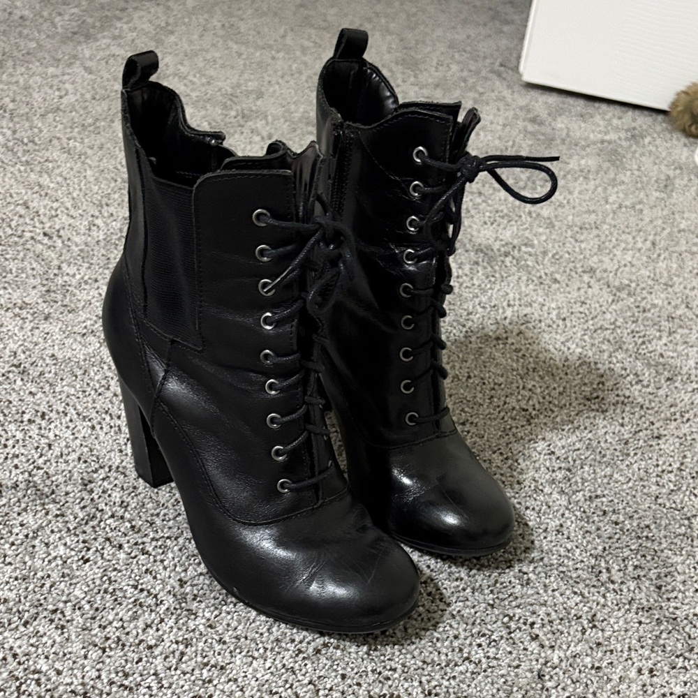 Vintage 90s Witch Cottagecore Whimsigoth Leather Lace-Up Boots